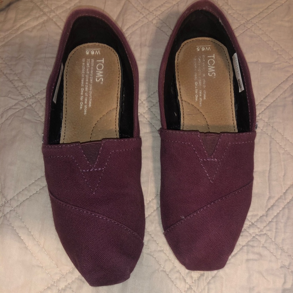 Toms